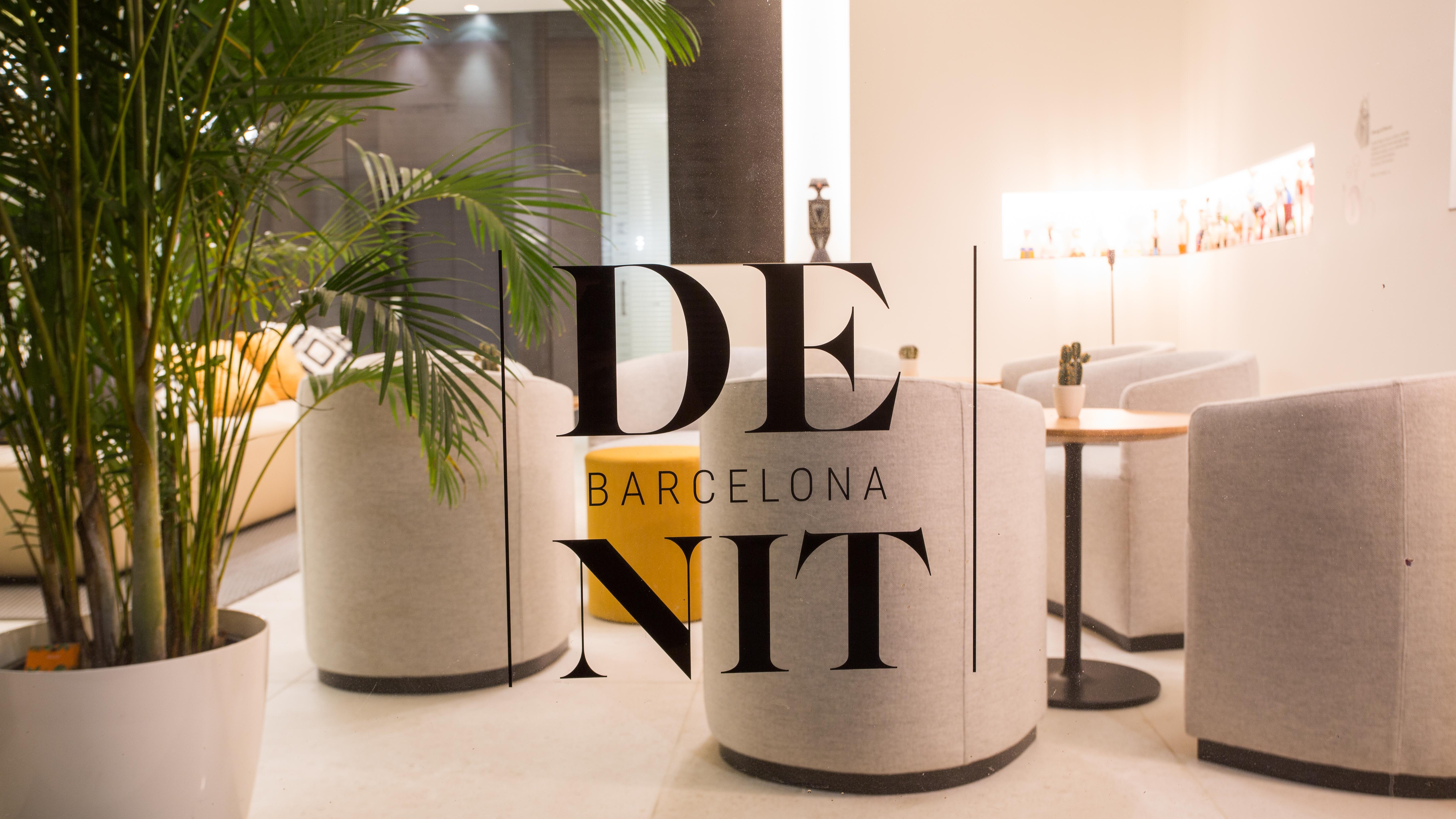 Hotel Denit Barcelona Bagian luar foto