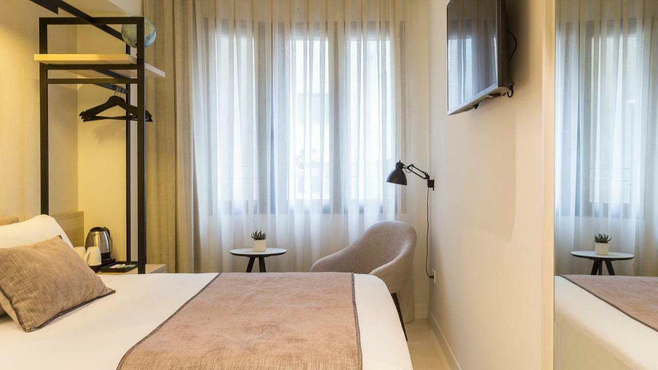 Hotel Denit Barcelona Bagian luar foto